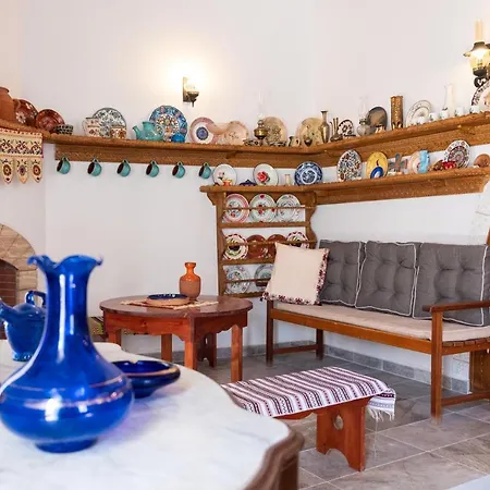 Traditional Dream House * Soroni