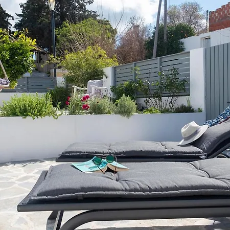 Villa Traditional Dream House Soroni
