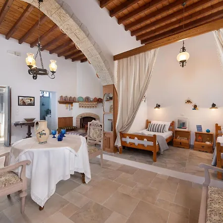 Traditional Dream House Soroni