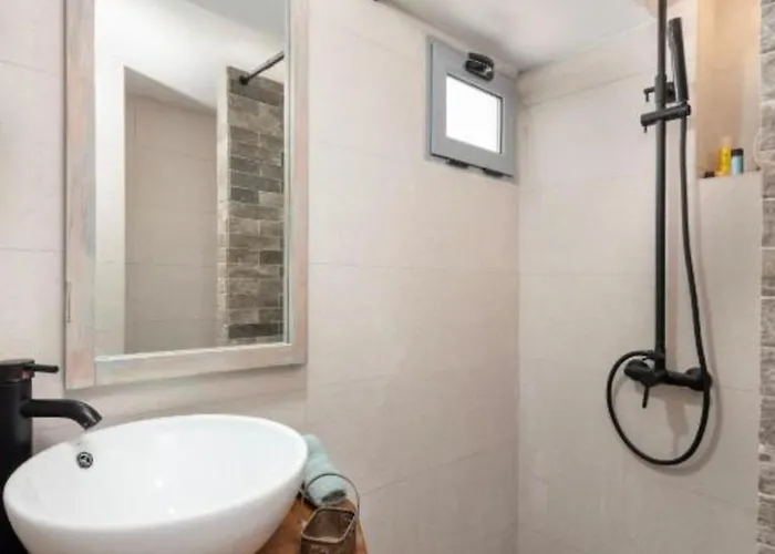 Traditional Dream House Villa